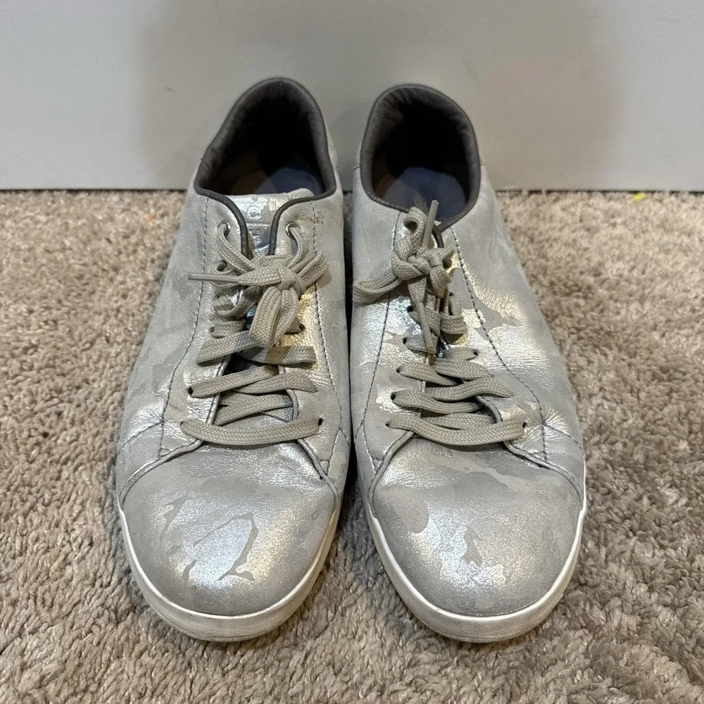 Cole Haan GrandPro Shoes Womens Size 9.5 Silver Leather Camo Sneakers W11845